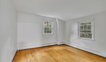 77 Hemlock Rdg, Berlin, CT 06037