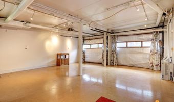 1558 E St, Anchorage, AK 99501