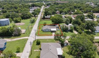 111 W Shelton St, Alvarado, TX 76009