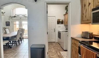 603 Oakwood Pl, Carlsbad, NM 88220