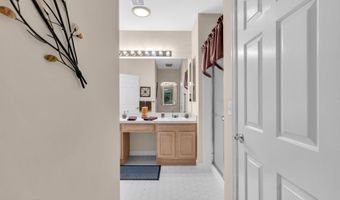 90 Sandpiper Dr, Bayville, NJ 08721