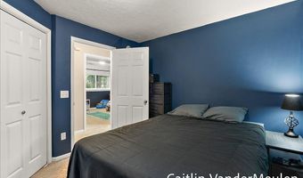 11035 Timberline Dr, Allendale, MI 49401