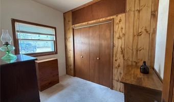 128 S Munsterman St, Appleton, MN 56208