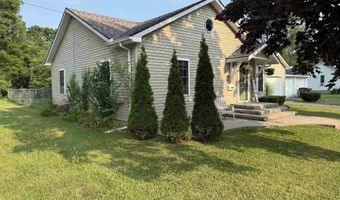 203 N Cross St, Angola, IN 46703