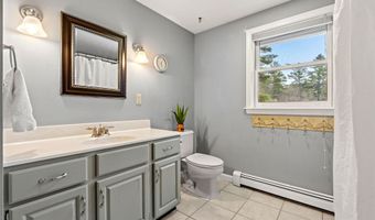 12 Magazine St, Bedford, NH 03110