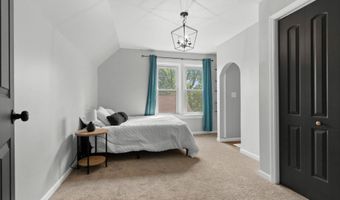 105 W 6TH St, Kaukauna, WI 54130