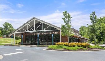 1380 Stirling Cir NW 26, Atlanta, GA 30318