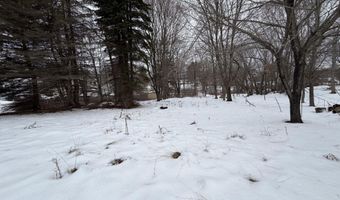 137 S Main St, Auburn, ME 04210