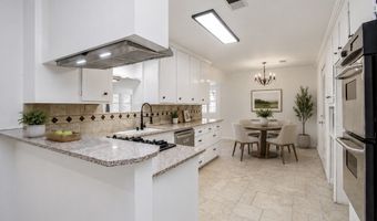 2708 Tallow St, Alvin, TX 77511
