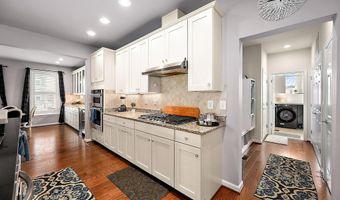 10001 FLOTILLA Ln, Berlin, MD 21811