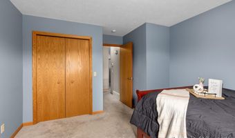 6084 Crystal Dr, Allendale, MI 49401