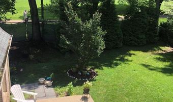 7600 CHARLESTON Dr, Bethesda, MD 20817