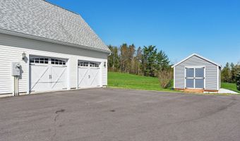 61 Pond Rd, Albion, ME 04910