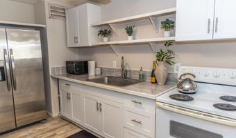 111 KAHULUI BEACH Rd A121, Kahului, HI 96732