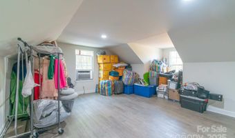 1811 Continental Dr, Albemarle, NC 28001