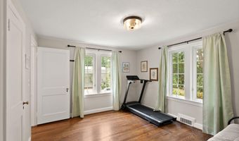 7551 MARSHALL Dr, Annandale, VA 22003