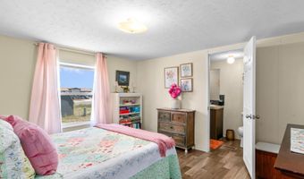 705 LITTLE VALLEY Trl, Cheyenne, WY 82007