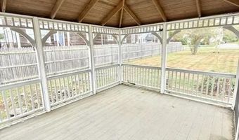 117 Wolcott Ave, Middletown, RI 02842