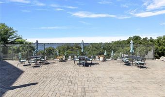 37 Bullocks Point Ave 3C, East Providence, RI 02915