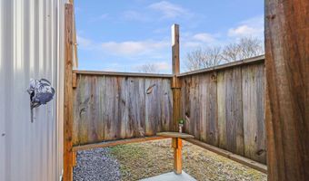 705 Vines St, Arab, AL 35016