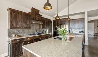 60414 Hedgewood Ln, Bend, OR 97702