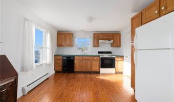 110 HOUSTON Ave, Narragansett, RI 02882