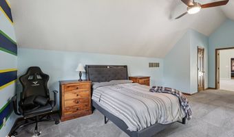 11120 Saint Charles Pl, Carmel, IN 46033