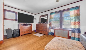 180 Minna Ave, Avenel, NJ 07001