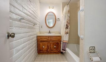 1235 N 4th St, Anthony, NM 88021