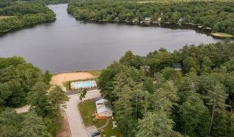 28 Dalton Dr, Barnstead, NH 03225