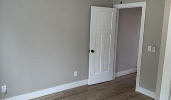 205 E Prospect St, Aurora, MO 65605