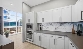 4575 Dean Martin Dr 307, Las Vegas, NV 89103