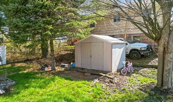 157 Riverside Dr, Augusta, ME 04330