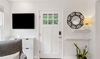 4640 2ND St S, Arlington, VA 22204