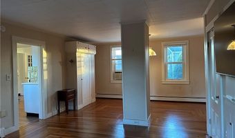 481 Oliphant Ln, Middletown, RI 02842
