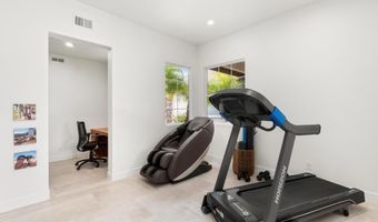 1504 Hamilton Ln, Escondido, CA 92029