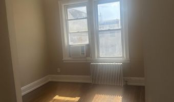 34 W 13TH St, Bayonne, NJ 07002