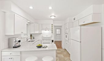 8803 TUCKERMAN Ln, Rockville, MD 20854