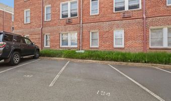 906 S WASHINGTON St 311, Alexandria, VA 22314