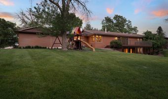 706 23rd St SW, Austin, MN 55912