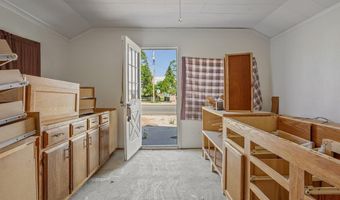 4810 RIDGE Rd, Cheyenne, WY 82009