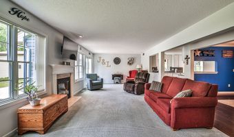 125 Stahl Rd, Amherst, NY 14068