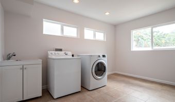 45-340 Lehuuila St, Kaneohe, HI 96744