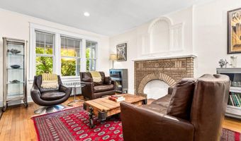 1716 IRVING St NW, Washington, DC 20010