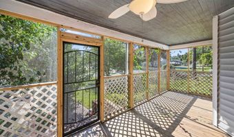 414 S Hutchinson Ave, Adel, GA 31620