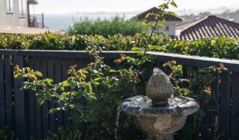 221 Highland Dr, Aptos, CA 95003