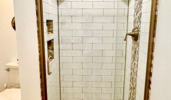 1045 Broadway, Bangor, ME 04401