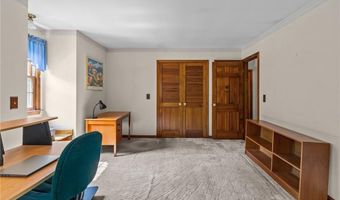 105 Newell Dr, Cumberland, RI 02864