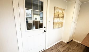 1409 S McCoy St, Aberdeen, SD 57401