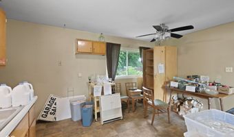 9 Kiefer Ct, Beech Grove, IN 46107